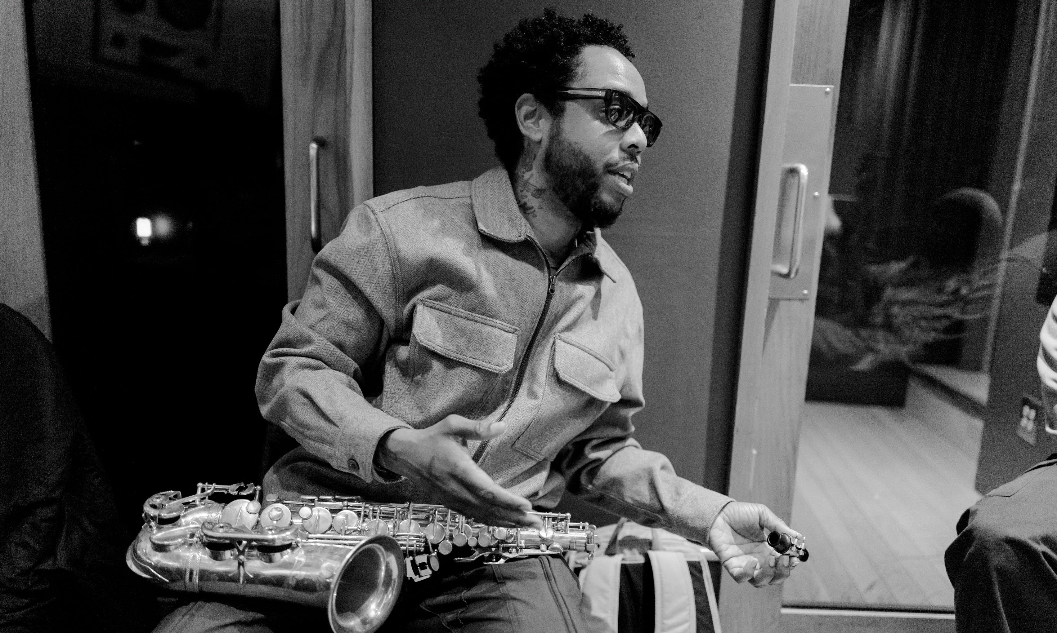 KNOW THE LEDGE / MUSIC BREAK - TERRACE MARTIN