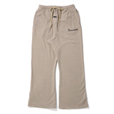 ESSENTIALS(エッセンシャルズ)|TRAINING CLASSIC FIT FLARE SWEATPANT(トレーニングクラシックフィットスウェットパンツ)|【公式通販 UNION TOKYO】|ユニオントーキョー