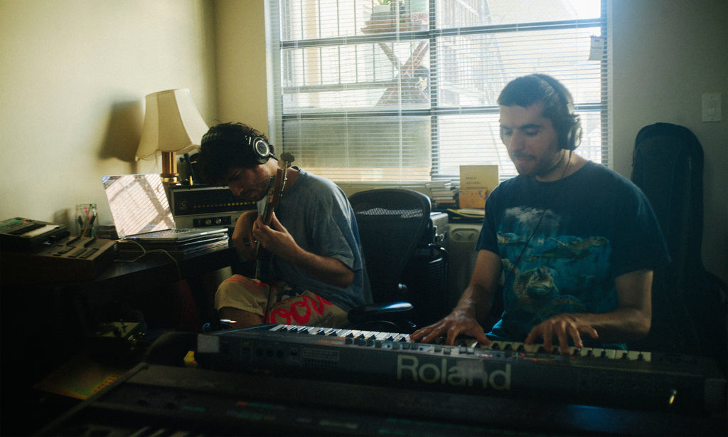 Features | KNOW THE LEDGE / MUSIC BREAK - SAM WILKES & JACOB