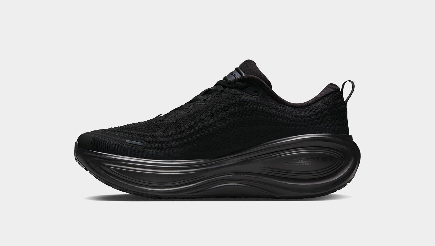 NIKE VOMERO PLUS QS (IO4482-002)