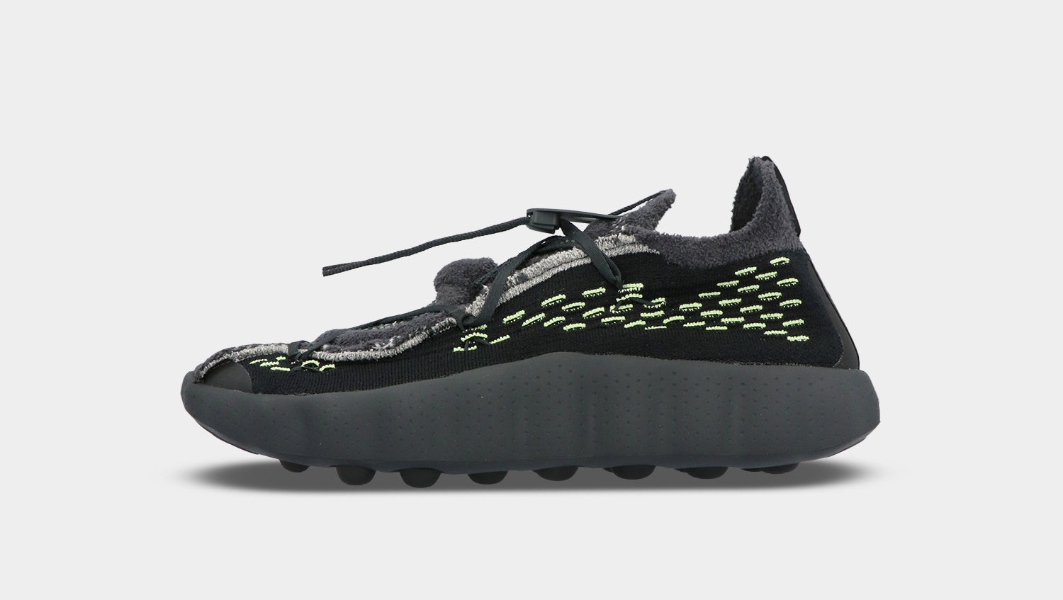 NIKE MIND 002 FK QS (IR2176-002)