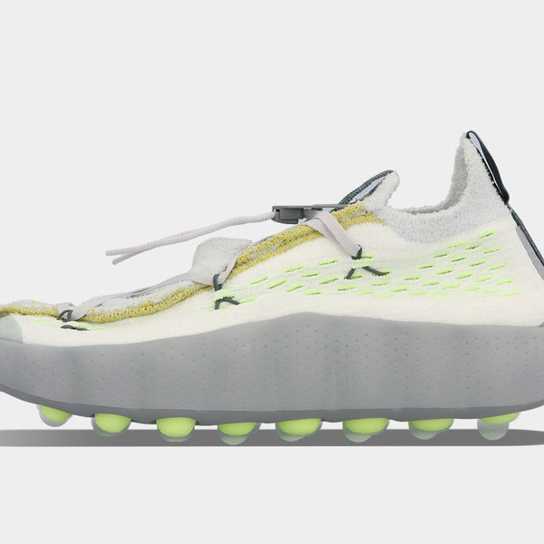 Launches | NIKE MIND 002 FK QS (IR2176-100)｜【公式通販 UNION