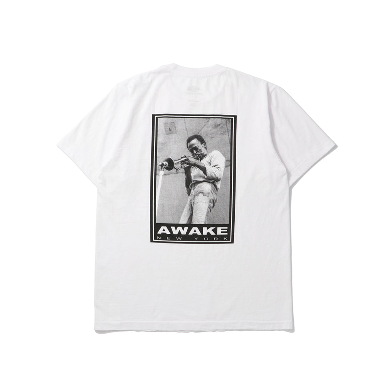 AWAKE NY(アウェイクニューヨーク)｜MILES DAVIS PRINTED SHORT SLEEVE TEE(マイルスデイビスプリンテッドショートスリーブティー)｜【公式通販 UNIONT TOKYO】｜ユニオントーキョー