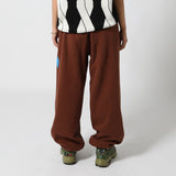 AWAKE NY(アウェイクニューヨーク)｜APPLE LOGO SWEATPANT(アップルロゴスウェットパンツ)｜【公式通販 UNIONT TOKYO】｜ユニオントーキョー