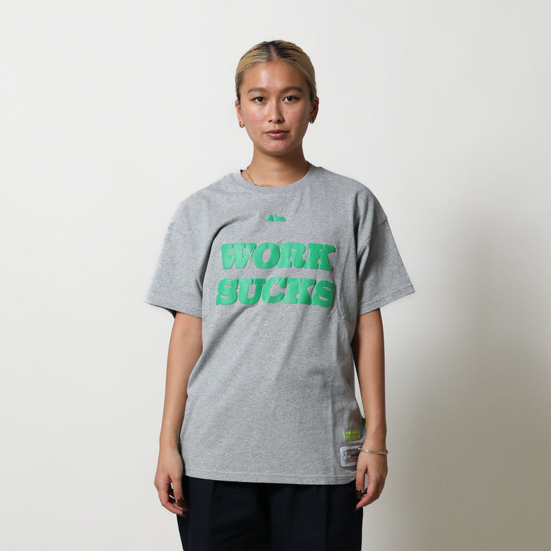 ADVISORY BOARD CRYSTALS(アドバイザリーボードクリスタルズ)｜Abc Work Sucks T-shirt(ABCワークサックスティーシャツ)｜【公式通販 UNIONT TOKYO】｜ユニオントーキョー