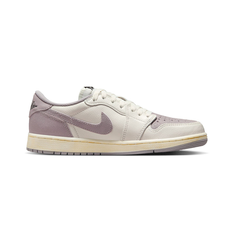 NIKE(ナイキ)｜Air Jordan 1 Low OG(エアージョーダン1ロウオージー)｜【公式通販 UNIONT TOKYO】｜ユニオントーキョー