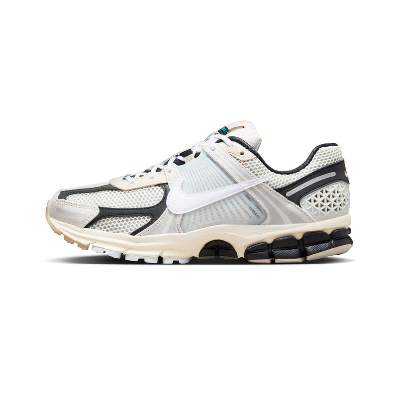 NIKE(ナイキ)｜NIKE ZOOM VOMERO PRM(ナイキズームヴォメオピーアールエム)｜【公式通販 UNIONT TOKYO】｜ユニオントーキョー