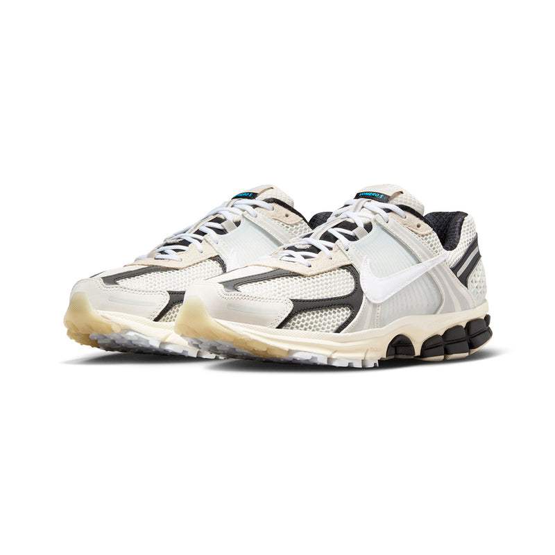 NIKE(ナイキ)｜NIKE ZOOM VOMERO PRM(ナイキズームヴォメオピーアールエム)｜【公式通販 UNIONT TOKYO】｜ユニオントーキョー