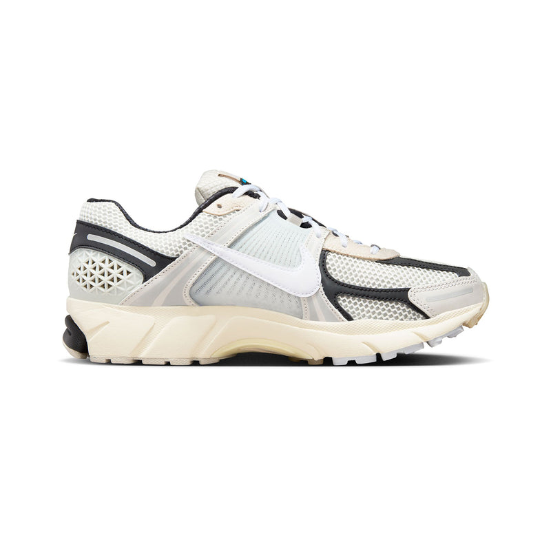 NIKE(ナイキ)｜NIKE ZOOM VOMERO PRM(ナイキズームヴォメオピーアールエム)｜【公式通販 UNIONT TOKYO】｜ユニオントーキョー