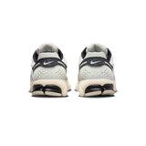 NIKE(ナイキ)｜NIKE ZOOM VOMERO PRM(ナイキズームヴォメオピーアールエム)｜【公式通販 UNIONT TOKYO】｜ユニオントーキョー