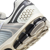 NIKE(ナイキ)｜NIKE ZOOM VOMERO PRM(ナイキズームヴォメオピーアールエム)｜【公式通販 UNIONT TOKYO】｜ユニオントーキョー