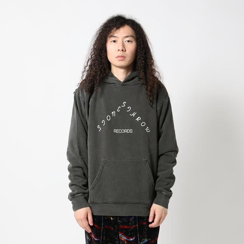 STONES THROW(ストーンズスロー)｜1973LOGO HOODIE(1973ロゴフーディ)｜【公式通販 UNIONT TOKYO】｜ユニオントーキョー