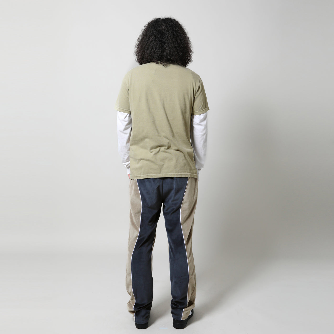 【KidSuper】HOW TO FIND AN IDEA 半袖 Tシャツ KidSuper How To Find An Idea T-Shirt in Green | SVD