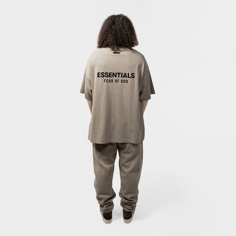 ESSENTIALS(エッセンシャルズ)｜JERSEY CREWNECK T-SHIRT(ジャージークルーネックティーシャツ)｜【公式通販 UNION TOKYO】｜ユニオントーキョー