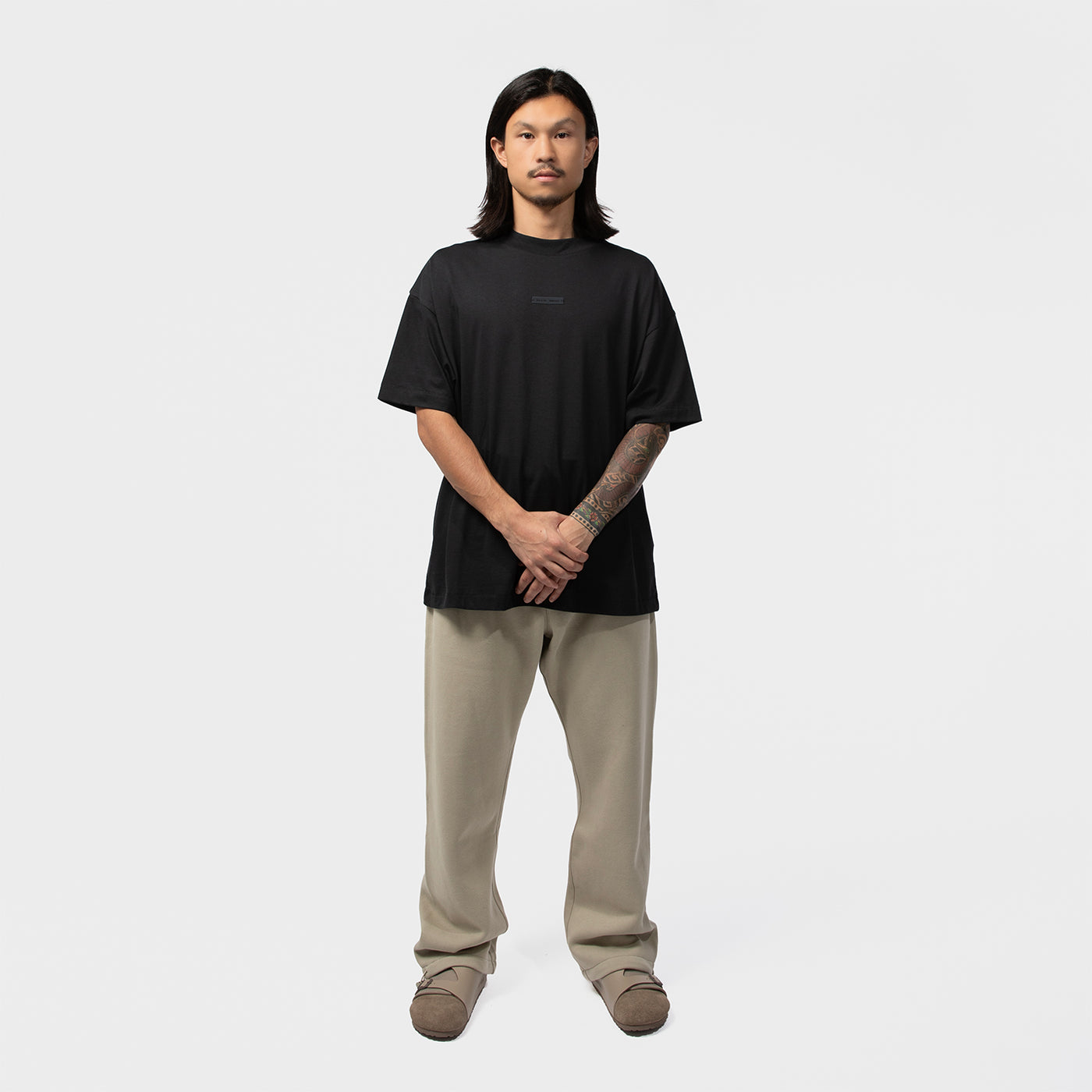 CLASSIC FIT T-SHIRT｜ESSENTIALS｜TOPS（トップス）｜【公式通販
