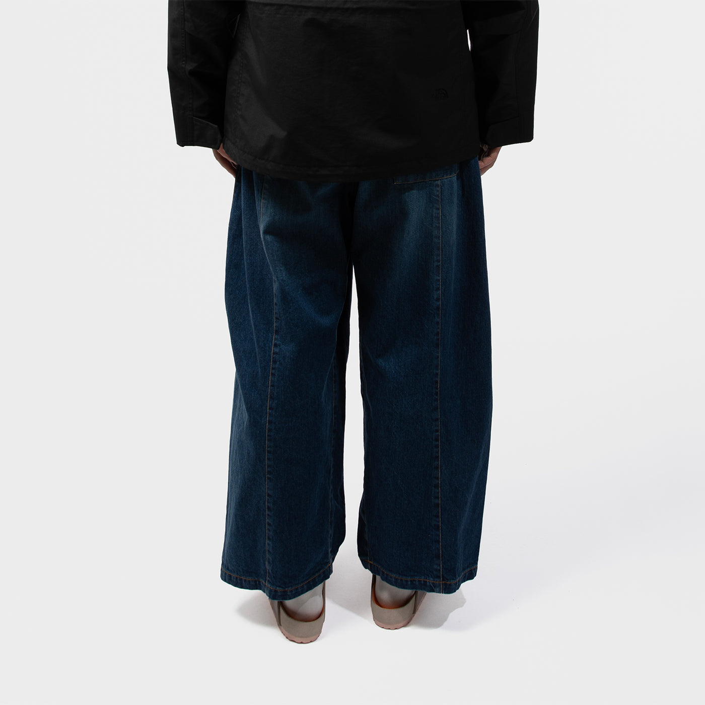 BOX PLEAT TROUSER DENIM INDIGO WASH｜SAGE NATION｜BOTTOMS
