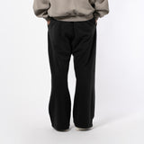 ESSENTIALS(エッセンシャルズ)｜TRAINING CLASSIC FIT FLARE SWEATPANT(トレーニングクラシックフィットスウェットパンツ)｜【公式通販 UNION TOKYO】｜ユニオントーキョー