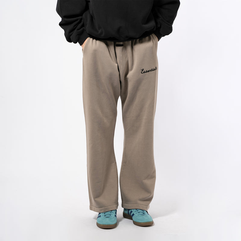 TRAINING CLASSIC FIT FLARE SWEATPANT｜ESSENTIALS｜BOTTOMS