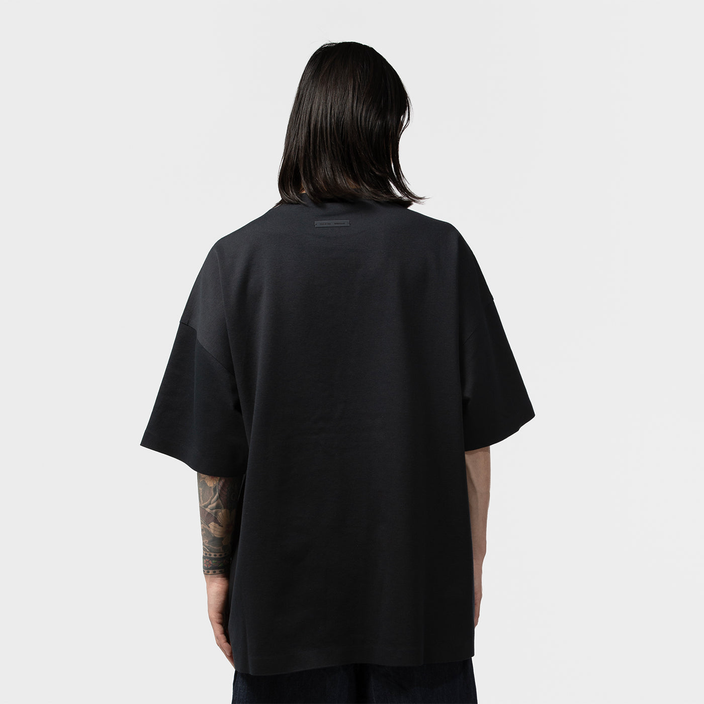90S SHORT SLEEVE TEE｜ESSENTIALS｜TOPS（トップス）｜【公式通販