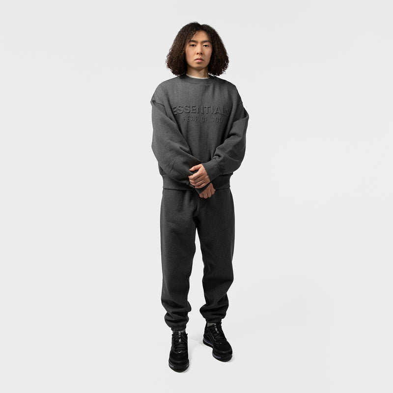 CLASSIC CREWNECK SWEATSHIRT｜ESSENTIALS｜TOPS（トップス）｜【公式