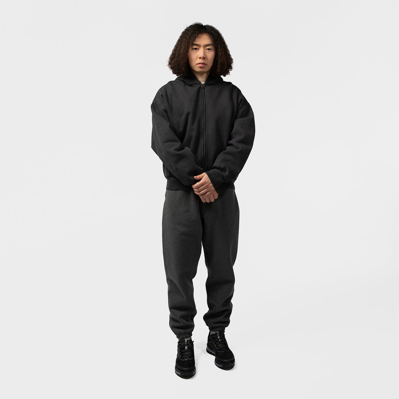 CLASSIC FULL ZIP HOODIE｜ESSENTIALS｜TOPS（トップス）｜【公式通販