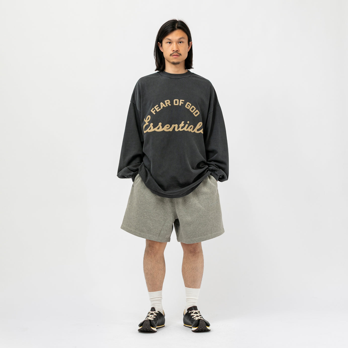 SIGNATURE CLASSIC SHORT｜ESSENTIALS｜BOTTOMS（ボトムス）｜【公式