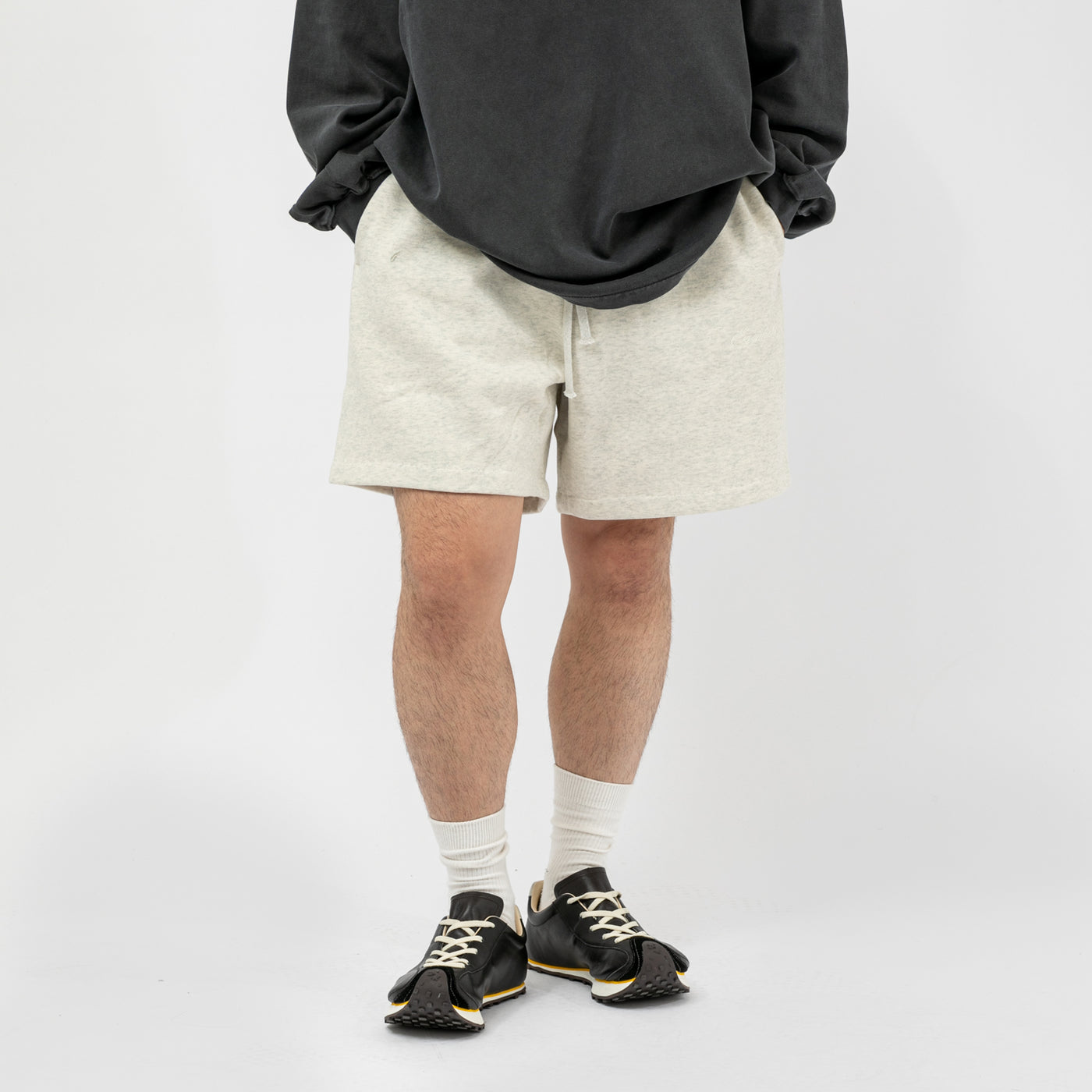 SIGNATURE CLASSIC SHORT｜ESSENTIALS｜BOTTOMS（ボトムス）｜【公式