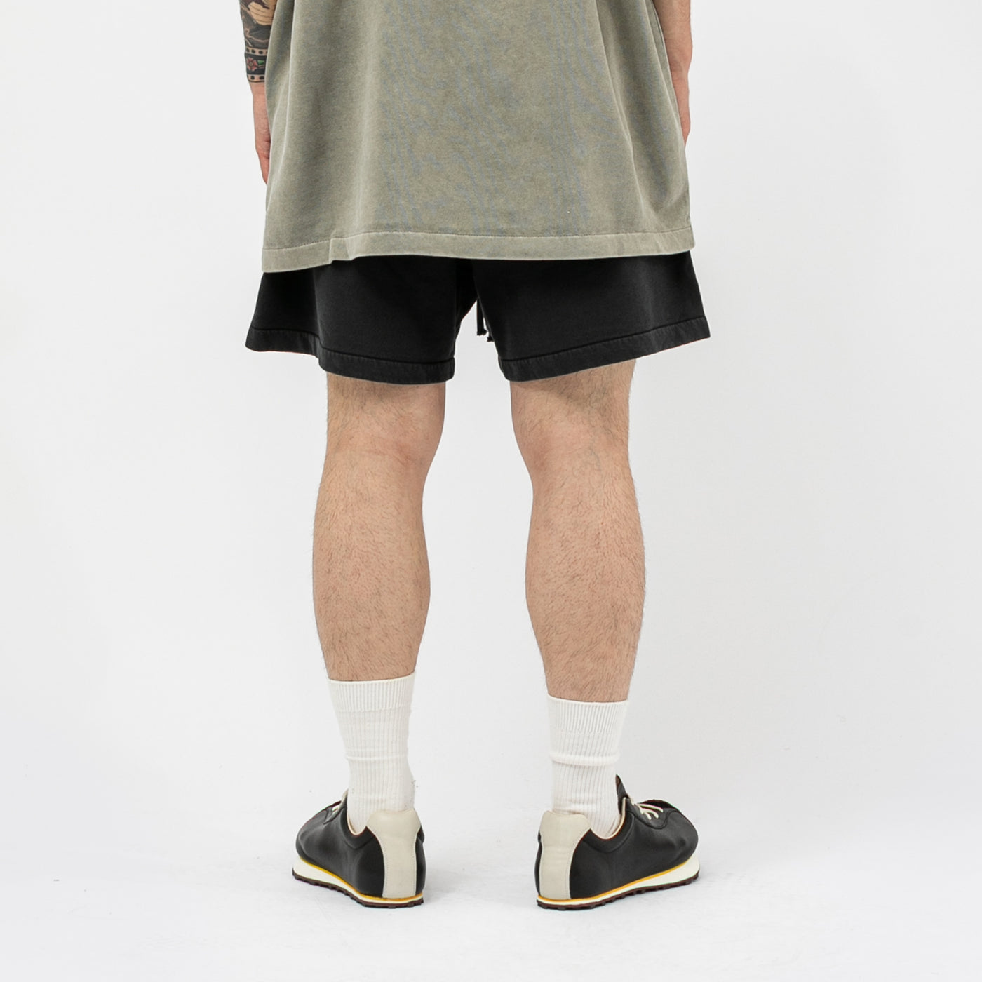 TRAINING CLASSIC FIT SHORT｜ESSENTIALS｜BOTTOMS（ボトムス