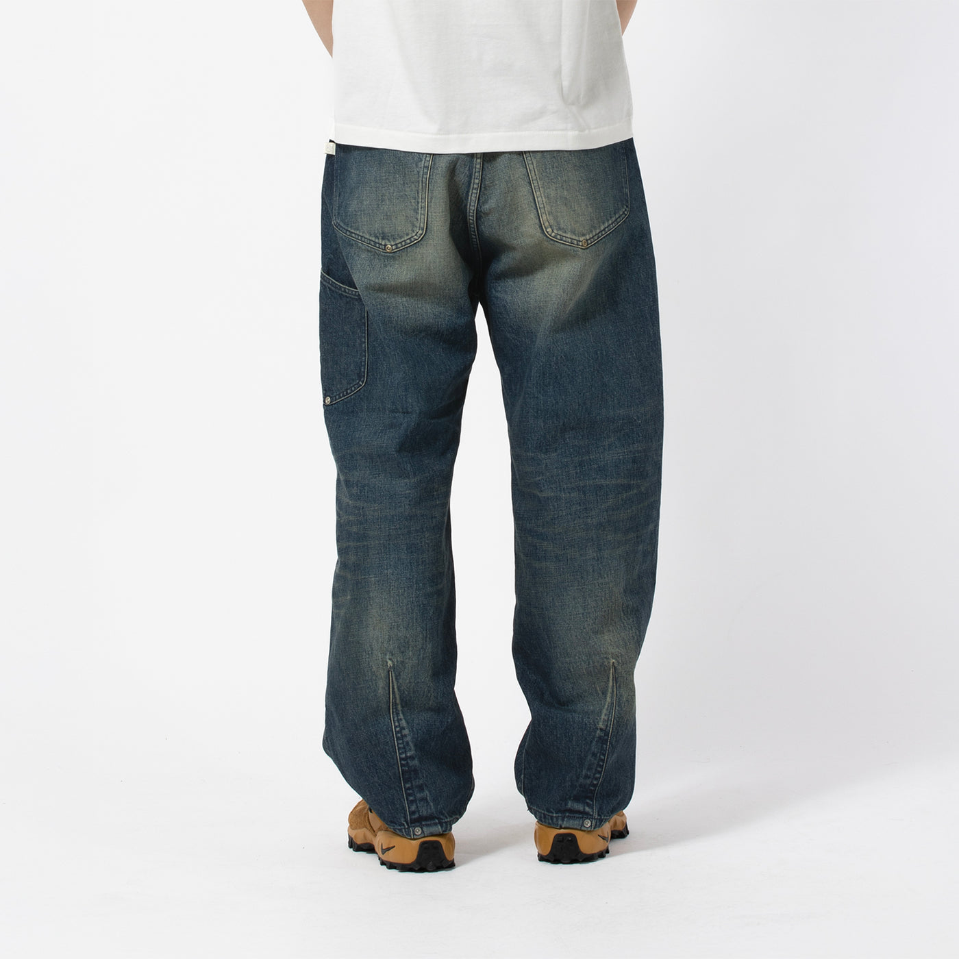 NEWCOMMUNE BAGGY DENIM PANTS｜FAF｜BOTTOMS（ボトムス）｜【公式通販