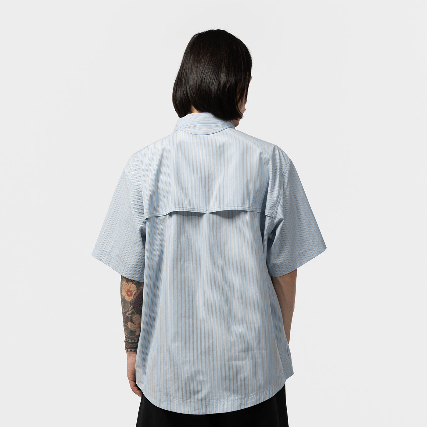RETROREFLECTIVE SHORT SLEEVED SHIRT｜GOLDWIN 0｜TOPS（トップス