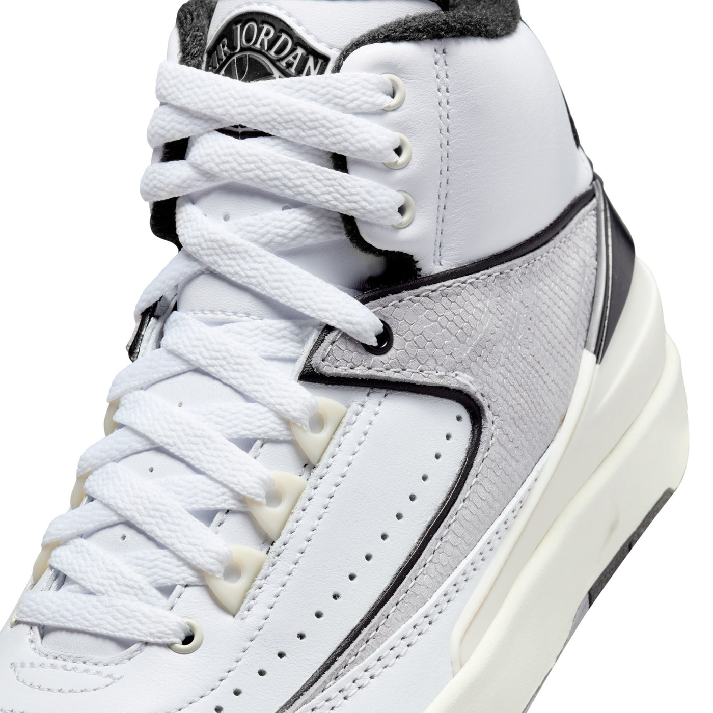 NIKE(ナイキ)｜Air Jordan 2 Retro(エアージョーダン2レトロ