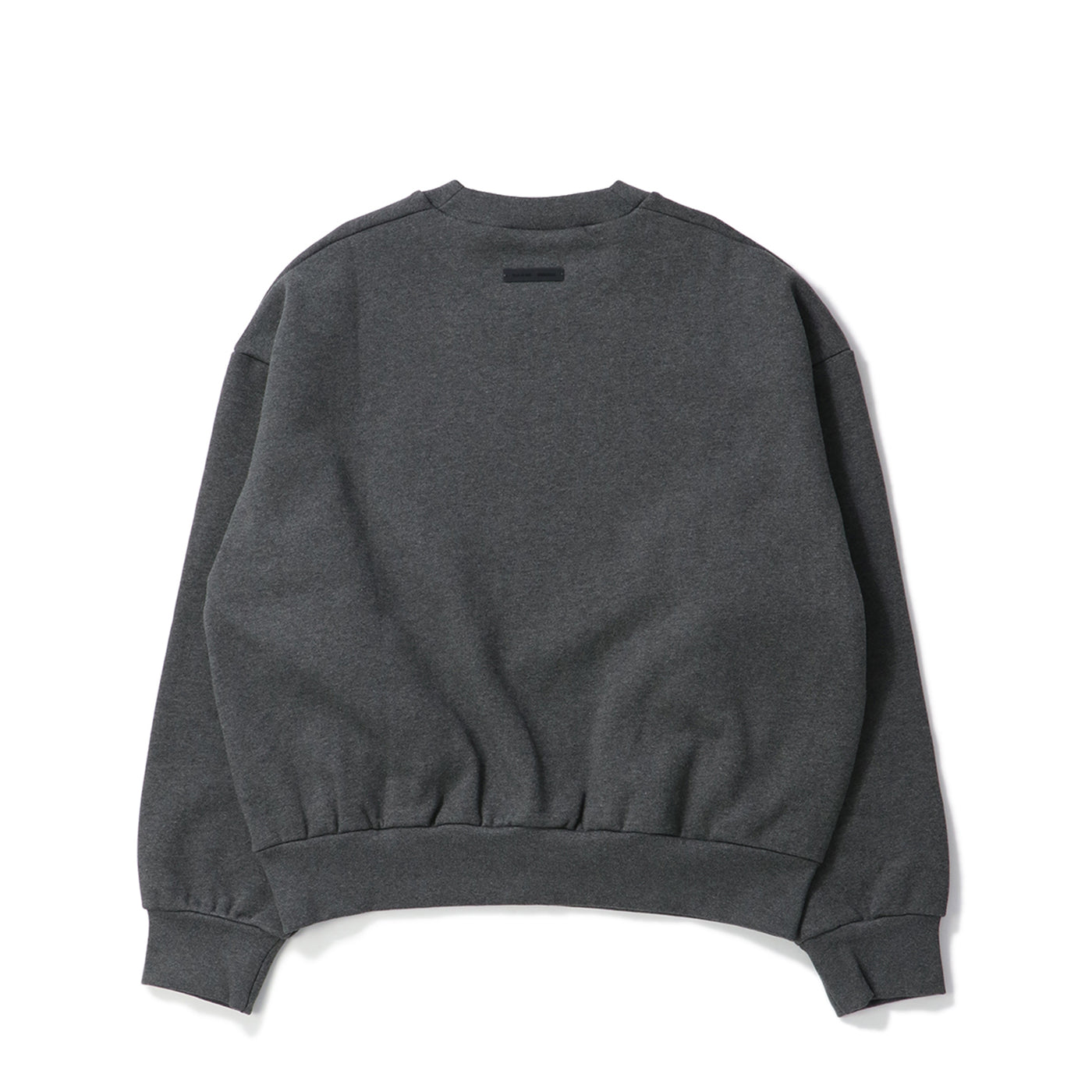 CLASSIC CREWNECK SWEATSHIRT｜ESSENTIALS｜TOPS（トップス）｜【公式