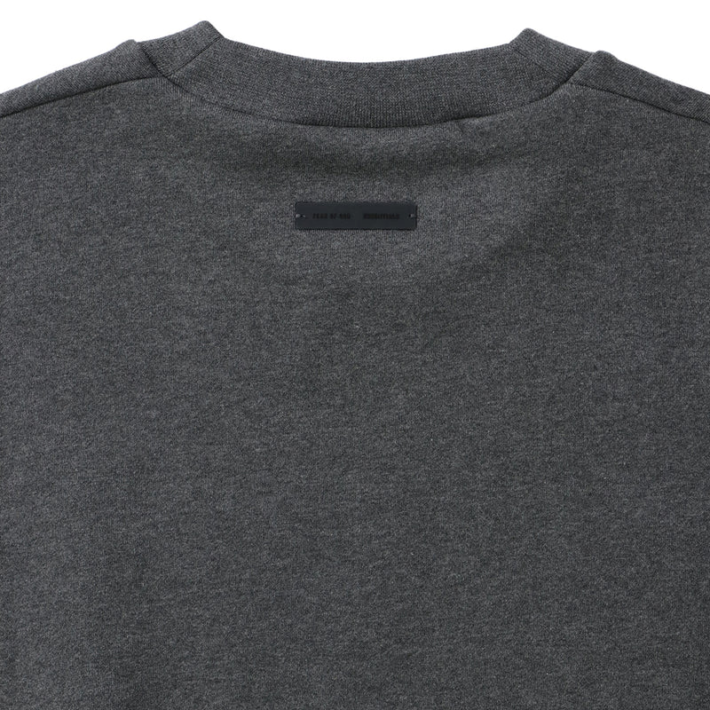 CLASSIC CREWNECK SWEATSHIRT｜ESSENTIALS｜TOPS（トップス）｜【公式