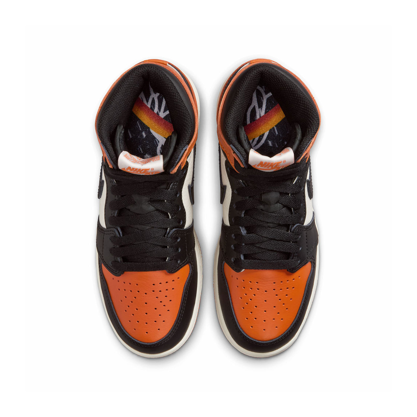 NIKE JORDAN BRAND W J BRK TRK JKT MDKHKI/BLK 国内発送 NIKE(ナイキ)|Air Jordan 1 High OG(エアジョーダン1ハイOG