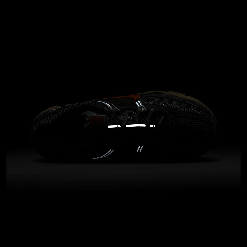 NIKE(ナイキ)｜NIKE ZOOM VOMERO 5 MS(ナイキズームヴォメロ5エムセス)｜【公式通販 UNIONT TOKYO】｜ユニオントーキョー
