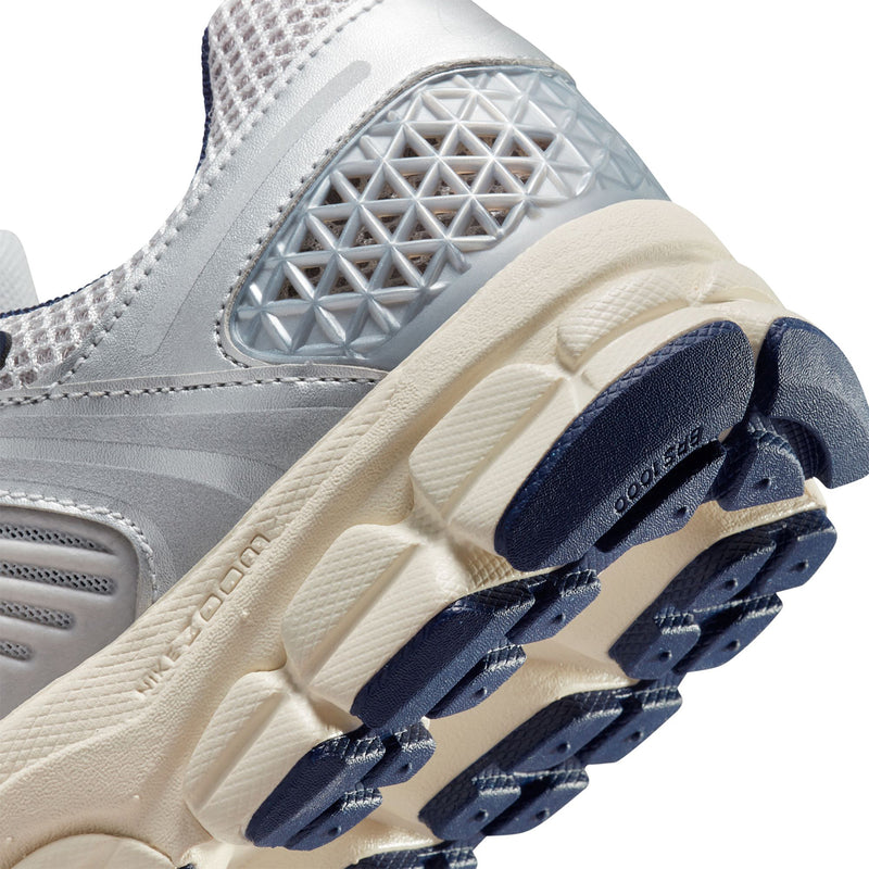 NIKE(ナイキ)｜NIKE ZOOM VOMERO 5 MS(ナイキズームヴォメロ5エムセス)｜【公式通販 UNIONT TOKYO】｜ユニオントーキョー