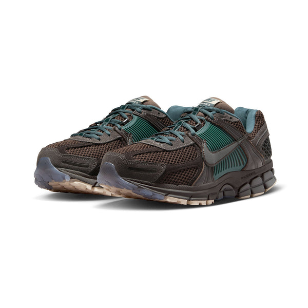 NIKE(ナイキ)｜NIKE ZOOM VOMERO 5 PRM(ナイキズームヴォメオ 5 PRM)｜【公式通販 UNIONT TOKYO】｜ユニオントーキョー