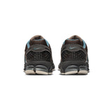 NIKE(ナイキ)｜NIKE ZOOM VOMERO 5 PRM(ナイキズームヴォメオ 5 PRM)｜【公式通販 UNIONT TOKYO】｜ユニオントーキョー