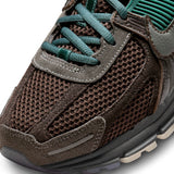 NIKE(ナイキ)｜NIKE ZOOM VOMERO 5 PRM(ナイキズームヴォメオ 5 PRM)｜【公式通販 UNIONT TOKYO】｜ユニオントーキョー