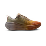 NIKE(ナイキ)｜NIKE VOMERO PLUS SP(ナイキボメロプラスSP)｜【公式通販 UNION TOKYO】｜ユニオントーキョー