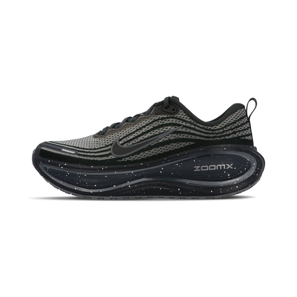 NIKE(ナイキ)｜NIKE VOMERO PLUS SPECKLE(ナイキヴォメロプラススペックル)｜【公式通販 UNION TOKYO】｜ユニオントーキョー