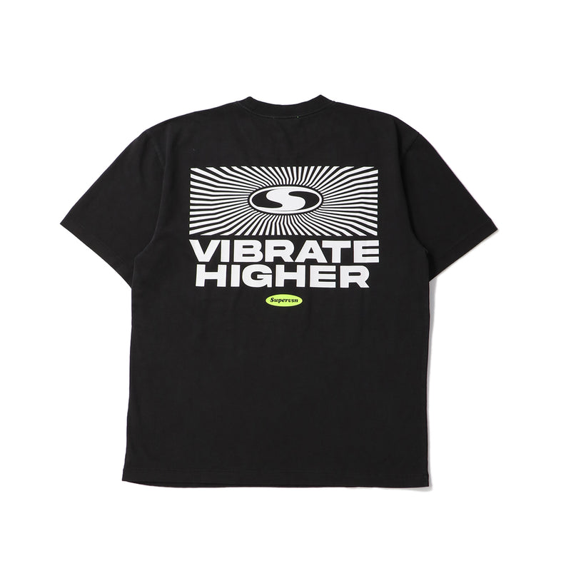 SUPERVSN STUDIOS(スーパーヴィジョンストゥディオス)｜VIBRATE HIGHER TEE(ヴァイブレイトハイアーティー)｜【公式通販 UNION TOKYO】｜ユニオントーキョー