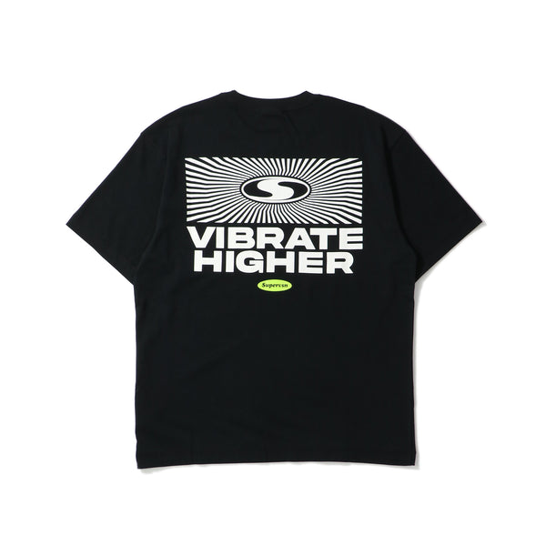SUPERVSN STUDIOS(スーパーヴィジョンストゥディオス)｜VIBRATE HIGHER TEE(ヴァイブレイトハイヤーティー)｜【公式通販 UNION TOKYO】｜ユニオントーキョー