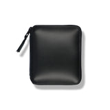 COMME des GARCONS WALLETS(コムデギャルソンウォレッツ)｜VERY BLACK LEATHER LINE ROUND ZIP WALLET(ベリーブラックレザーラインラウンドジップウォレット)｜【公式通販 UNION TOKYO】｜ユニオントーキョー