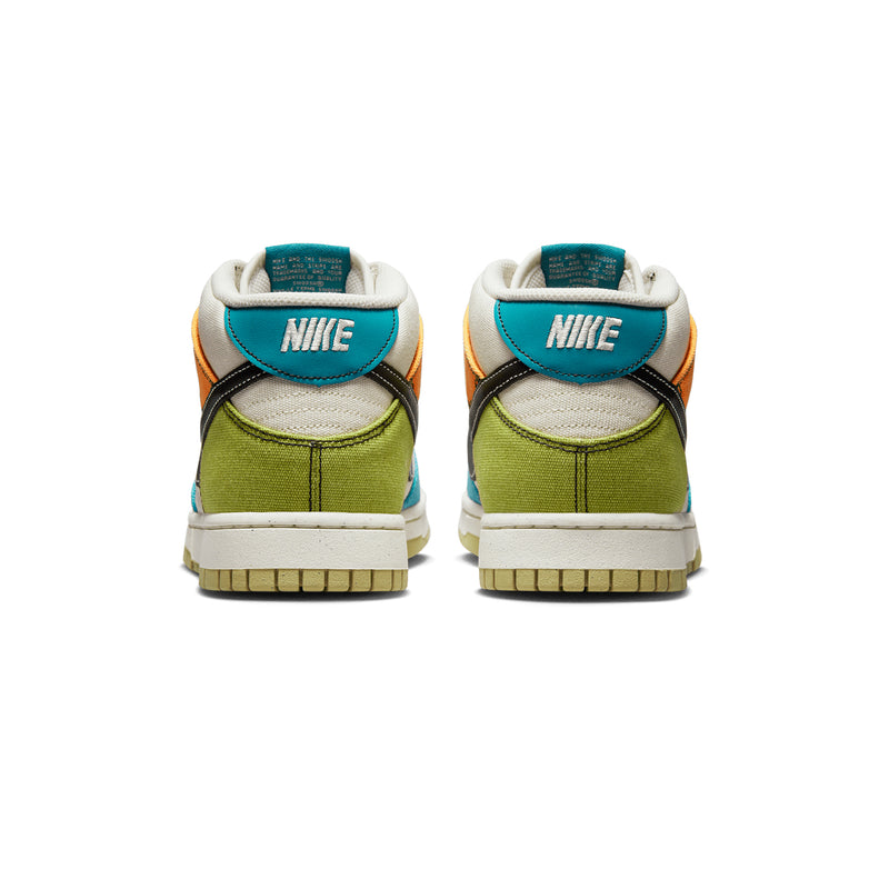 Nike Dunk Mid