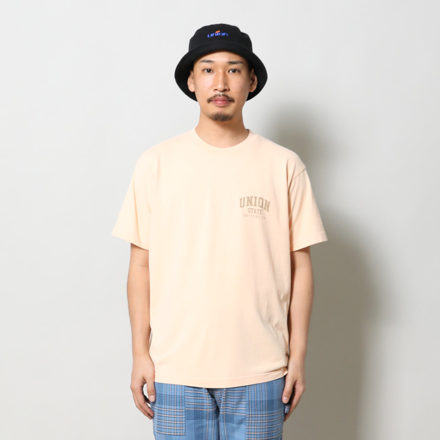 なsuお⭐︎オリジナルTシャツ すぐにお届け] Onitsuka Tiger GRAPHIC TEE (onitsuka tiger/T