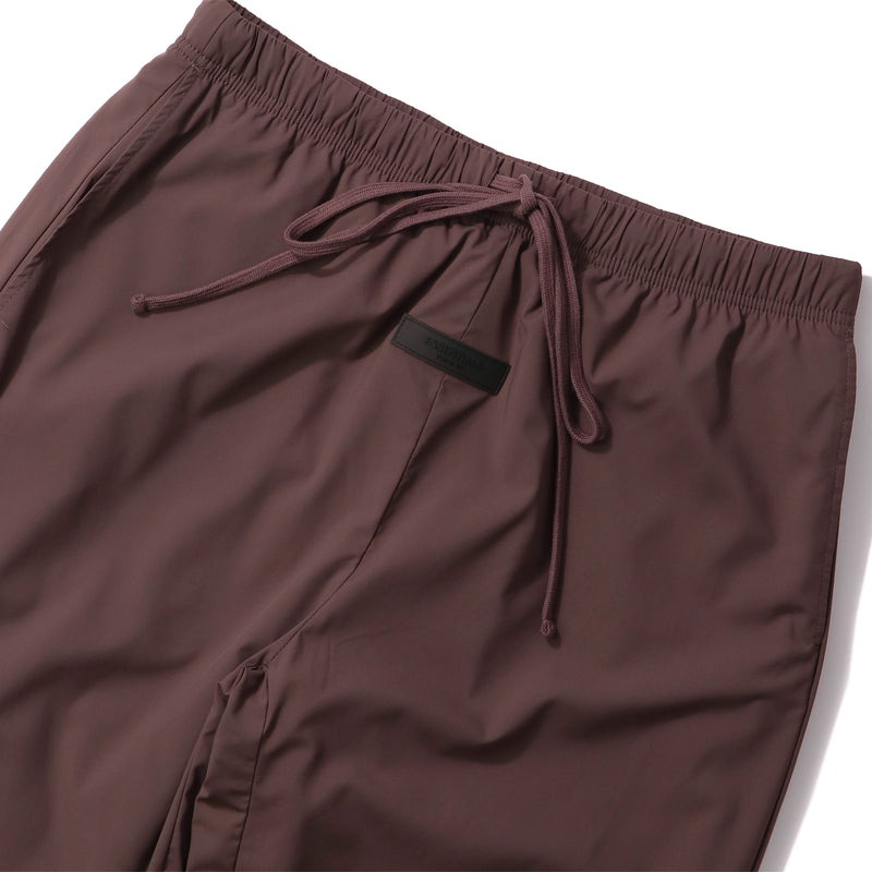 ESSENTIALS(エッセンシャルズ)｜Woven Nylon Track Pant(ウーブンナイロントラックパンツ)｜【公式通販 UNIONT TOKYO】｜ユニオントーキョー