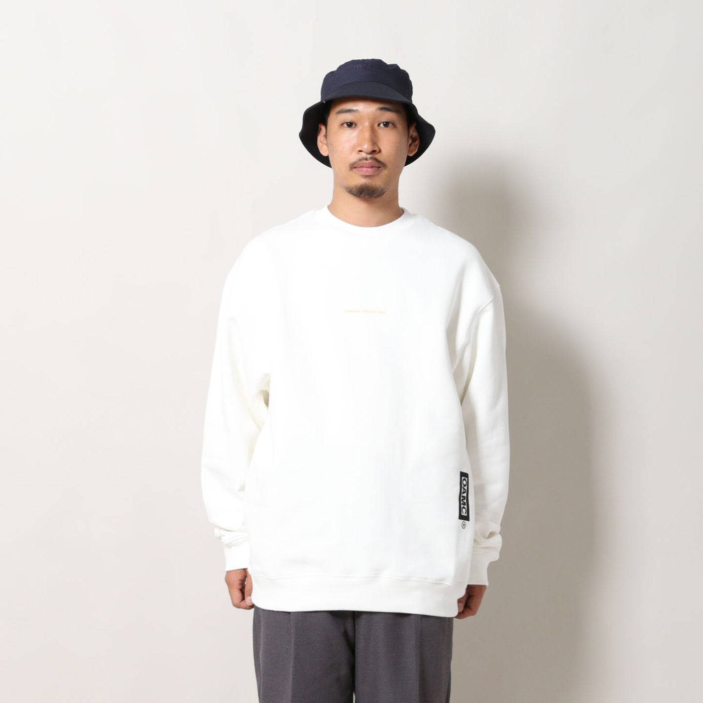 OAMC ホワイト Temple Crewneck キルティングスウェット OAMC ホワイト Temple Crewneck キルティングスウェット